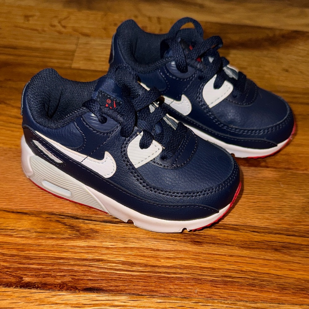 Nike Kids Dark Blue and White Sneakers